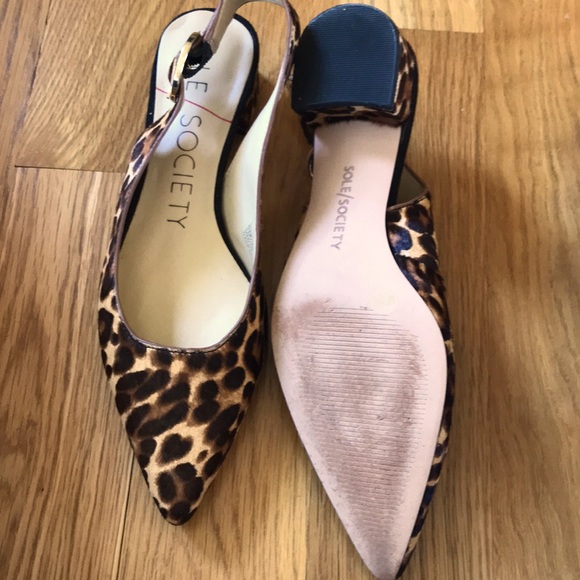 Slingbacks with faux leopard hide. - Picture 3 of 3